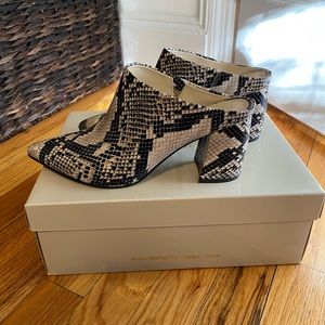 Marc Fisher Ragni Snakeskin Mule size 7.5